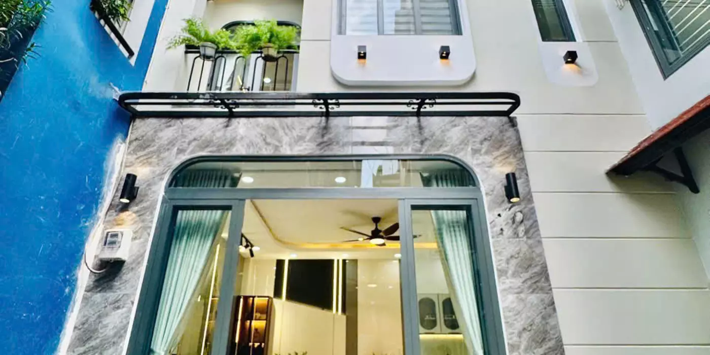Ngang hiếm gần 8m, sát MT Hồ Văn Huê, hẻm 1 trục, 3 lầu đúc  BTCT, chỉ 5 tỏi nhỉnh xíu