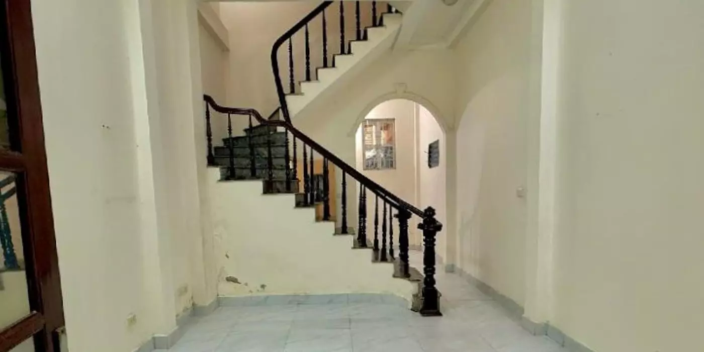 BÁN NHHÀ ĐỊNH CÔNG, HOÀNG MAI, LÔ GÓC, Ô TÔ GẦN, 43M2, 7.85 TỶ(CTL)