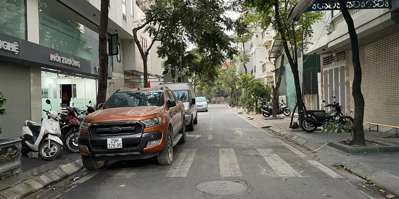Bán đất đấu giá Thạch Bàn Cổ Linh, ô tô tránh, vỉa hè, kd, 63m, mt 4,7m, 11 tỷ