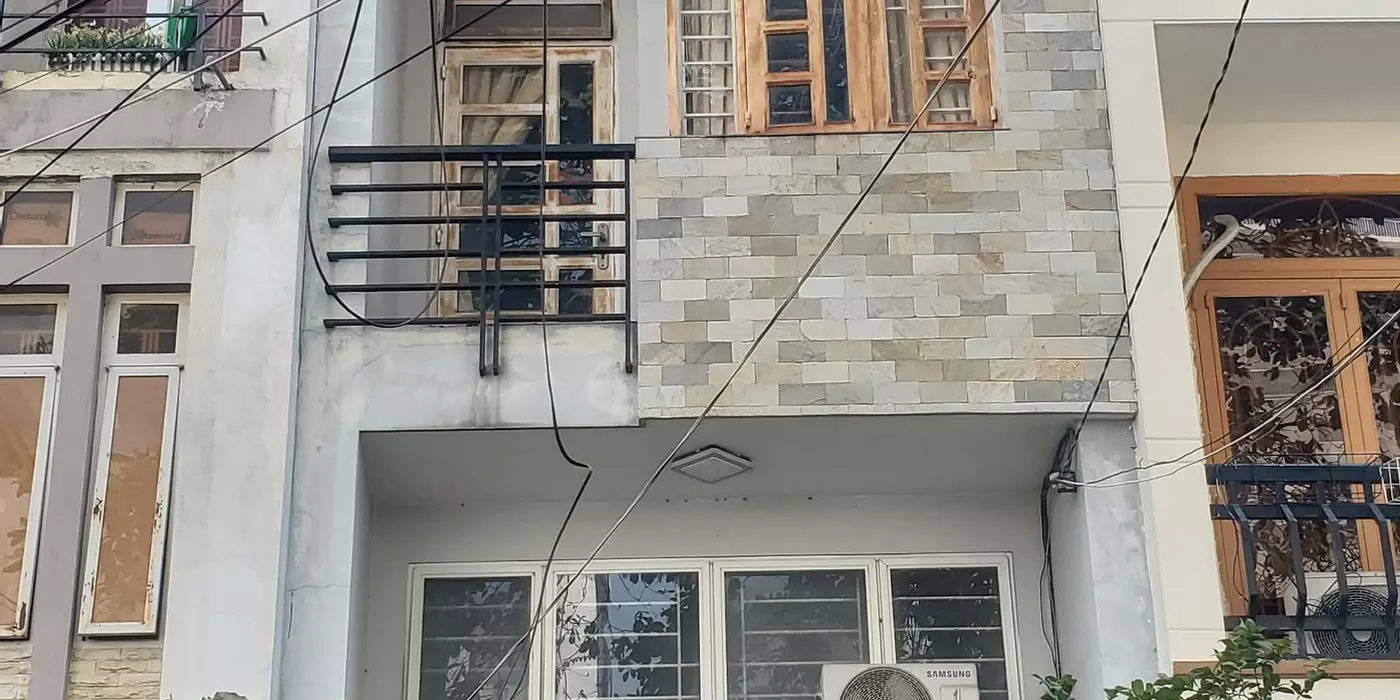BÁN NHÀ ĐƯỜNG XE HƠI - GẦN MT ĐƯỜNG 3/2  - P.12, Q.10,  4MX11,5M - 4 TẦNG - 12.4 TỶ