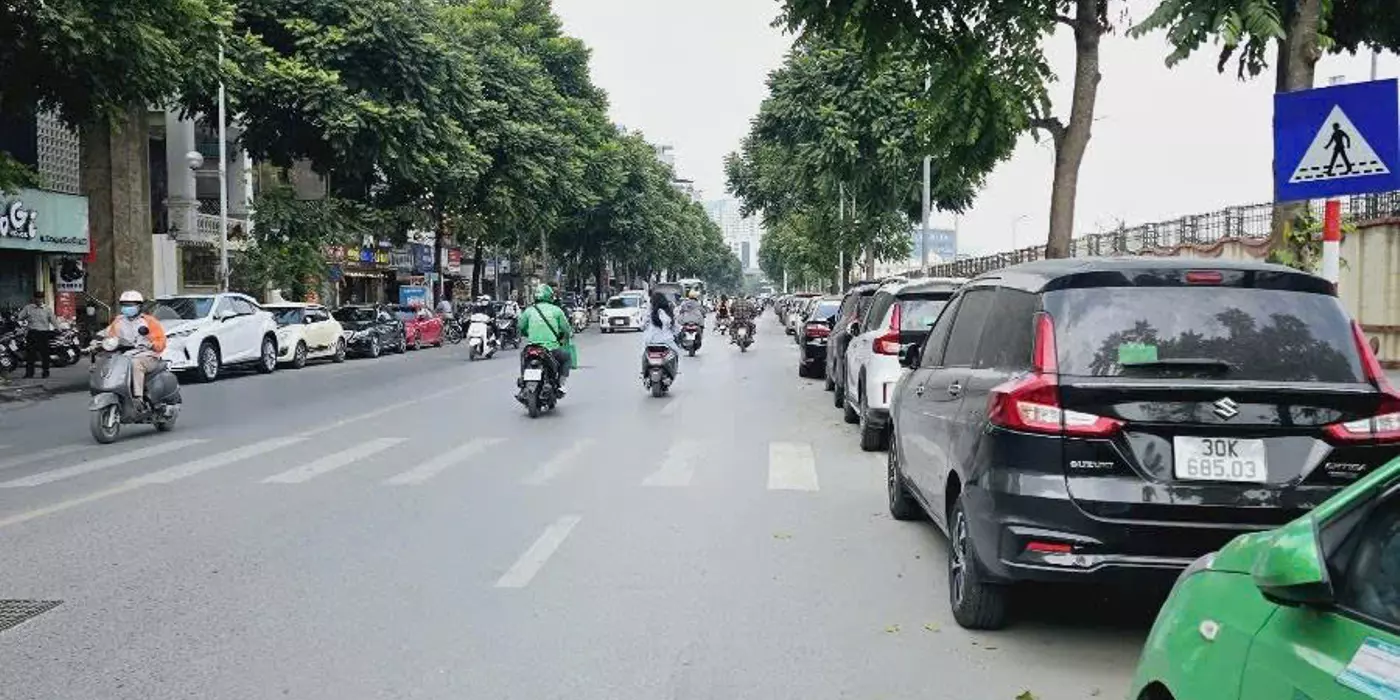 Mặt phố Lê Trọng Tấn 40m2, mặt tiền 4.1m nhỉnh 21 tỷ view cực thoáng ở, kinh doanh