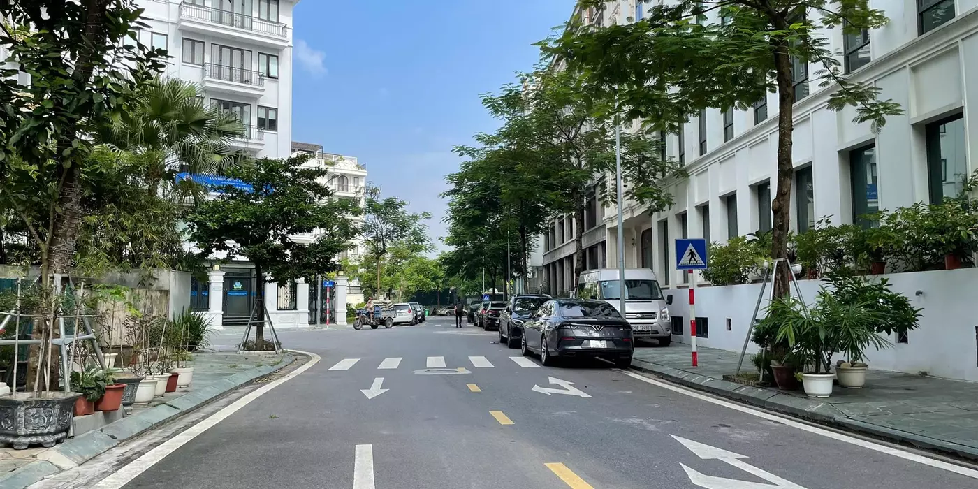 Bán đất ĐG X6 Thạch Bàn,sát mặt Cổ Linh,view công viên,hợp xây tòa nhà 100mMT7m,26 tỷ