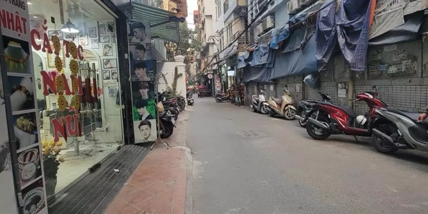 BÁN NHÀ ĐẸP - CẦU GIẤY - 6 TẦNG- OTO VÀO NHÀ
