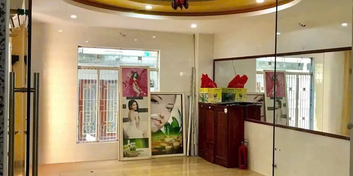 Mua ngay nhà mặt tiền đường Nguyễn Hoàng, Q.Hải Châu, TP. Đà Nẵng