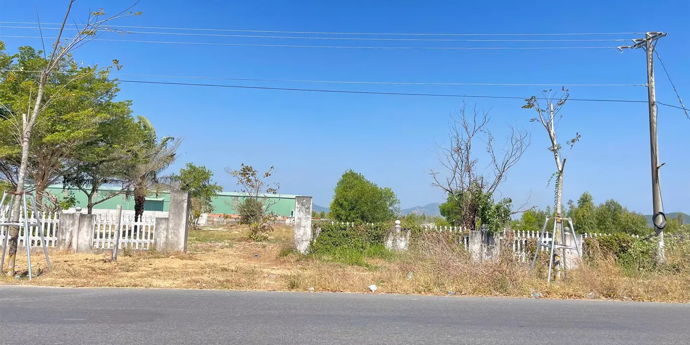 Bán đất thổ cư Đường Hùng Vương, Thị xã LaGi thổ cư 500m2 giá rẻ nhất view Biển