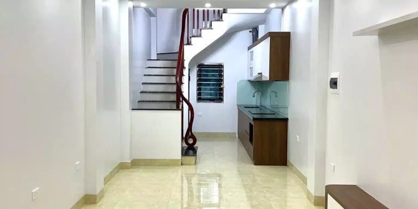 Bán Nhà XÃ ĐÀN, 35m2, 5 Tầng, Sát Phố, Cực Gần Ô Tô, Nhà Đẹp Ở Sướng, Chỉ 6.3 Tỷ