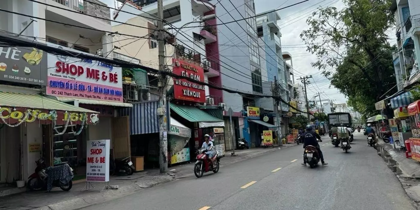 BÁN NHÀ MẶT TIỀN  - THẠCH LAM - TÂN PHÚ - 130M2( 7.2X18.5) - 3 TẦNG - NHỈNH 21 T Ỷ