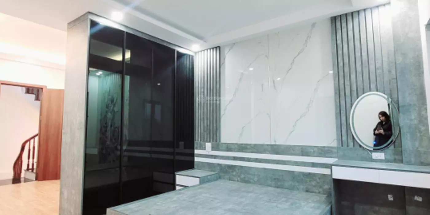 💥💥Nhà Thật Giá Tốt 💥💥💥
🏡35m2 👉6,5 Tỷ✅XUÂN PHƯƠNG NAM TỪ LIÊM 
🚘Ô tô đậu gần cửa, 20m ra