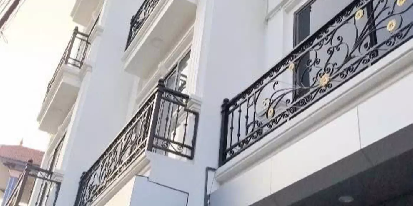 Bán GẤP nhà Quang Tiến 36m, 5 tầng mới tinh, ngõ thông kinh doanh, ô tô ngủ trong nhà, cạnh Vin