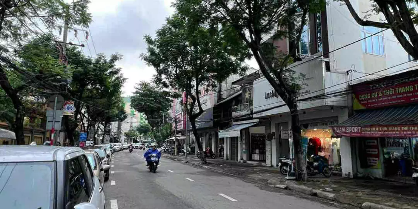 Nhà 2 mặt phố đẹp, nhiều tiện ích tại Hoàng Diệu, 21,8 tỷ, 89m2