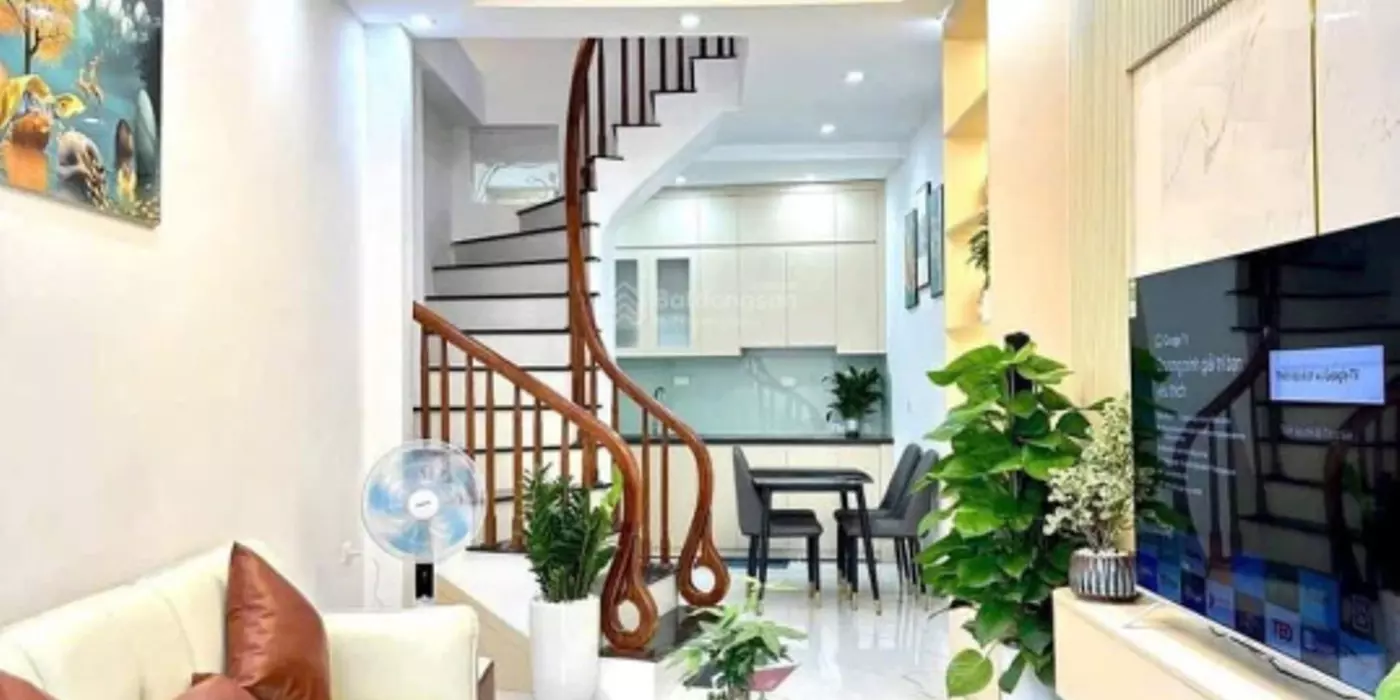 Bán nhà Văn Trì, Cầu Diễn 5 tầng hơn 4 tỷ có thương lượng