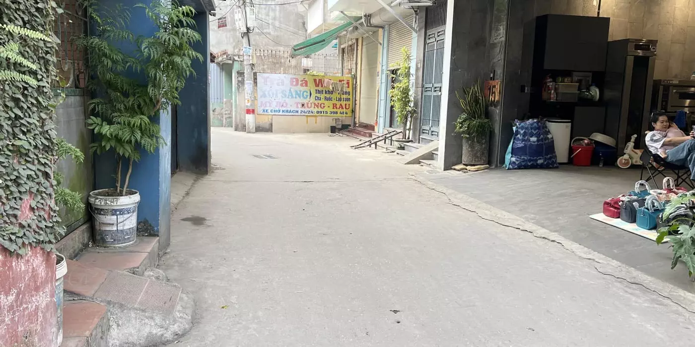 Bán nhà phố Tam Trinh, Hoàng Mai 77m, 3 tầng. Giá: 9.2 tỷ