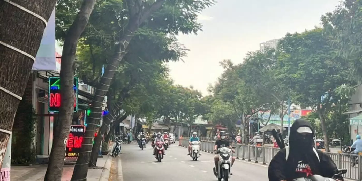 Bán Nhà Mặt tiền đường Kênh Tân Hóa - Huỳnh Thiện Lộc, 1100m2 (13/35 x47m), 136 tỷ.