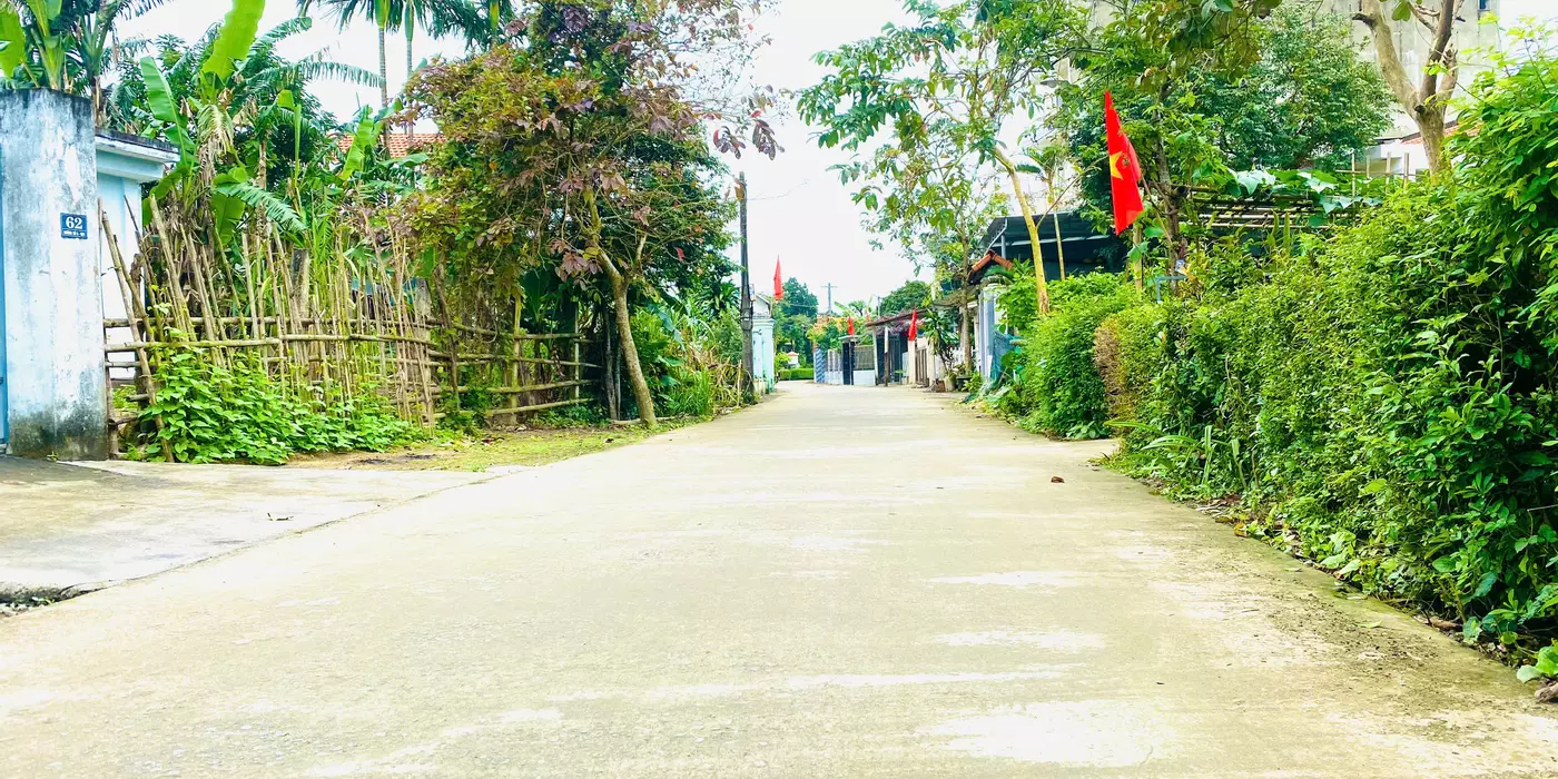 HOT CẦN BÁN LÔ ĐẤT 140M² - KHU DÂN CƯ HIỆN HỮU - SỔ HỒNG RIÊNG