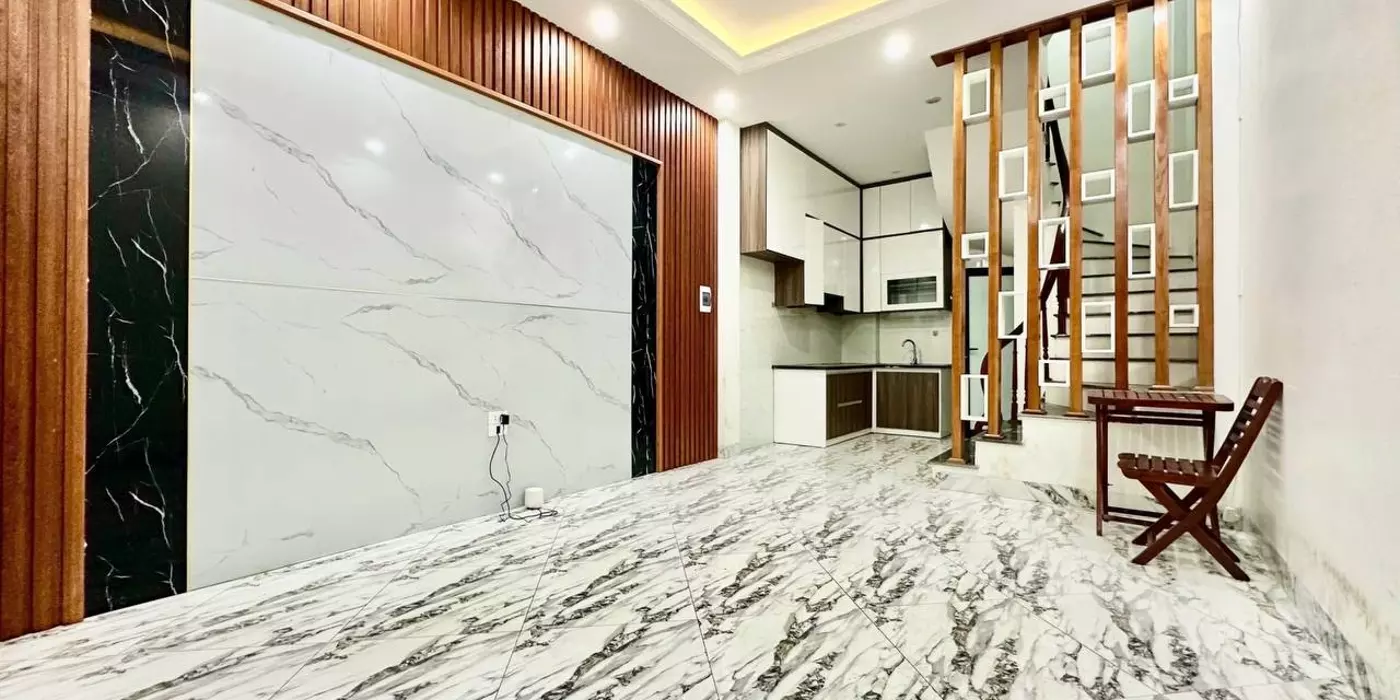 Bán nhà Thanh Bình giá 7.4 tỷ, diện tích 32m2, 5 tầng, mặt tiền 4m