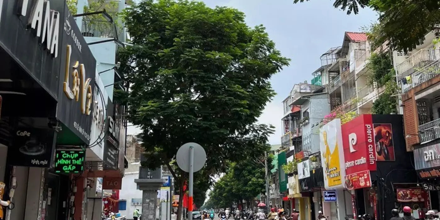 Cho thuê văn phòng tại Lê Văn Sỹ, Q.3 HCM 25 triệu, 80m2, mặt tiền 8m KM tặng ngay 5tr trong tháng