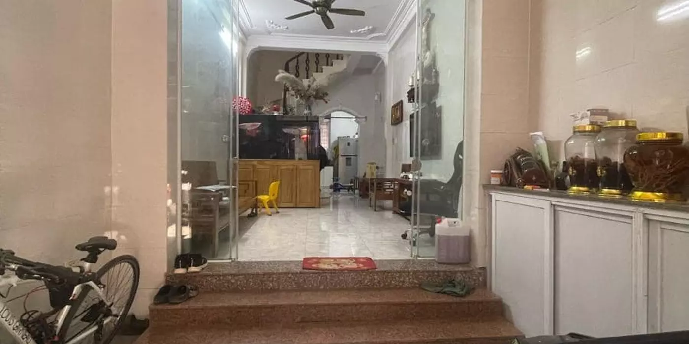 Bán nhà phố Định Công Thượng, Hoàng Mai 47m, 3 tầng. Giá: 8.4 tỷ