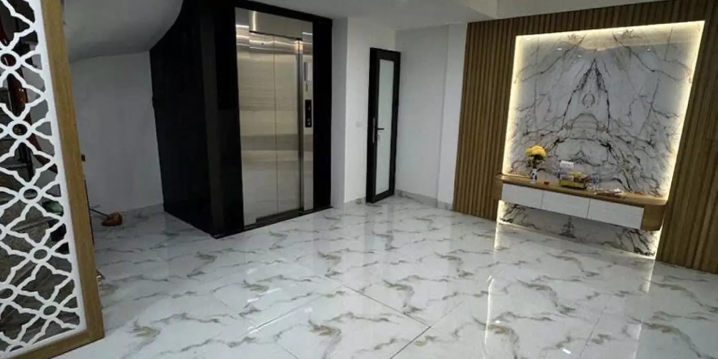 SIÊU PHẨM THÁI HÀ-NHÀ MỚI-7 TẦNG THANG MÁY ĐẸP NHƯ KHÁCH SẠN 5*