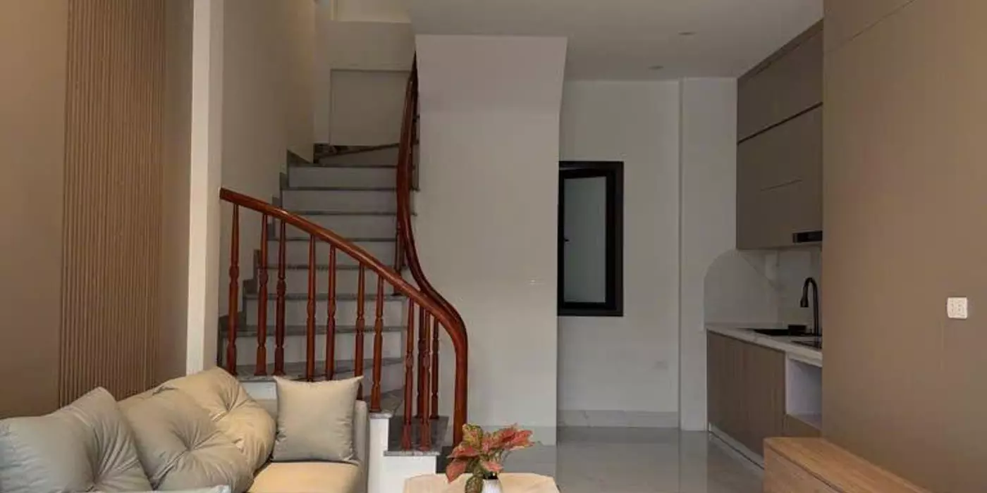 NHÀ HIẾM- Ô TÔ ĐỖ CỔNG - NHÀ MỚI CỨNG FULL NỘI THẤT