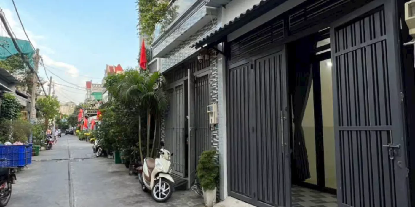 4❌16M-BÁN NHÀ CẤP 4-HẺM 6M, LÂM THỊ HỐ,TCH, QUẬN 12, NHỈNH 2 TỶ