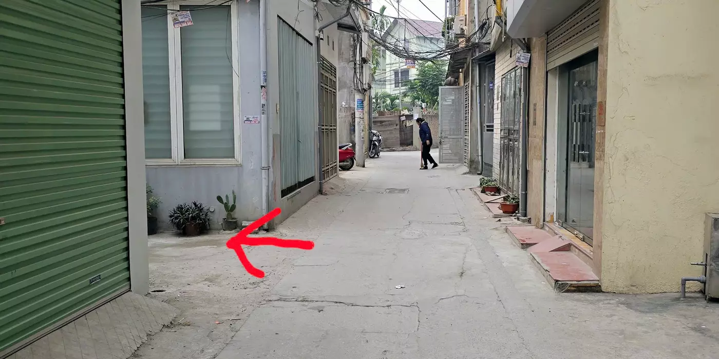 Bán đất thạch bàn 150m ngõ 2,5m long biên