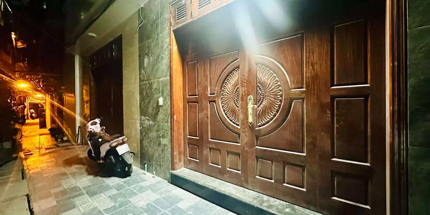 BÁN NHÀ BẠCH MA QUẬN I HAI BÀ TRƯNG NHÀ MỚI KÍNH KOONG 35M 5 TẦNG GIÁ 5,2 TỶ