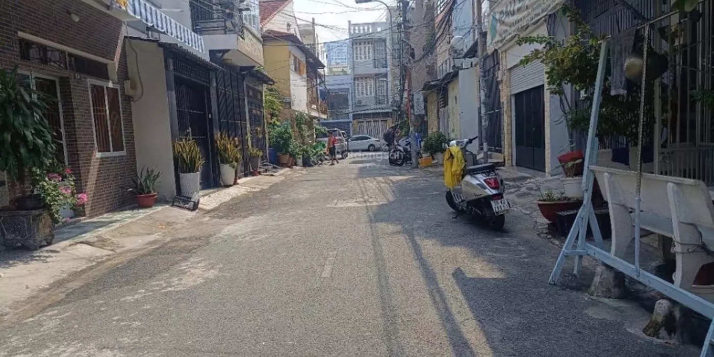 Mặt tiền P5 Quận 8, 2 tầng 55m2 ngay cầu Nguyễn Tri Phương, đường 10m xe hơi ngủ nhà, chỉ 7 tỷ TL