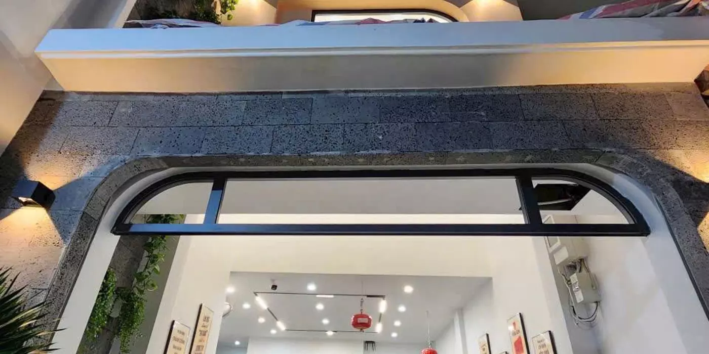 *** BÁN NHANH -Toà nhà đẹp CHDV mới 100% - siêu vị trí khu vực trung tâm Quận 10