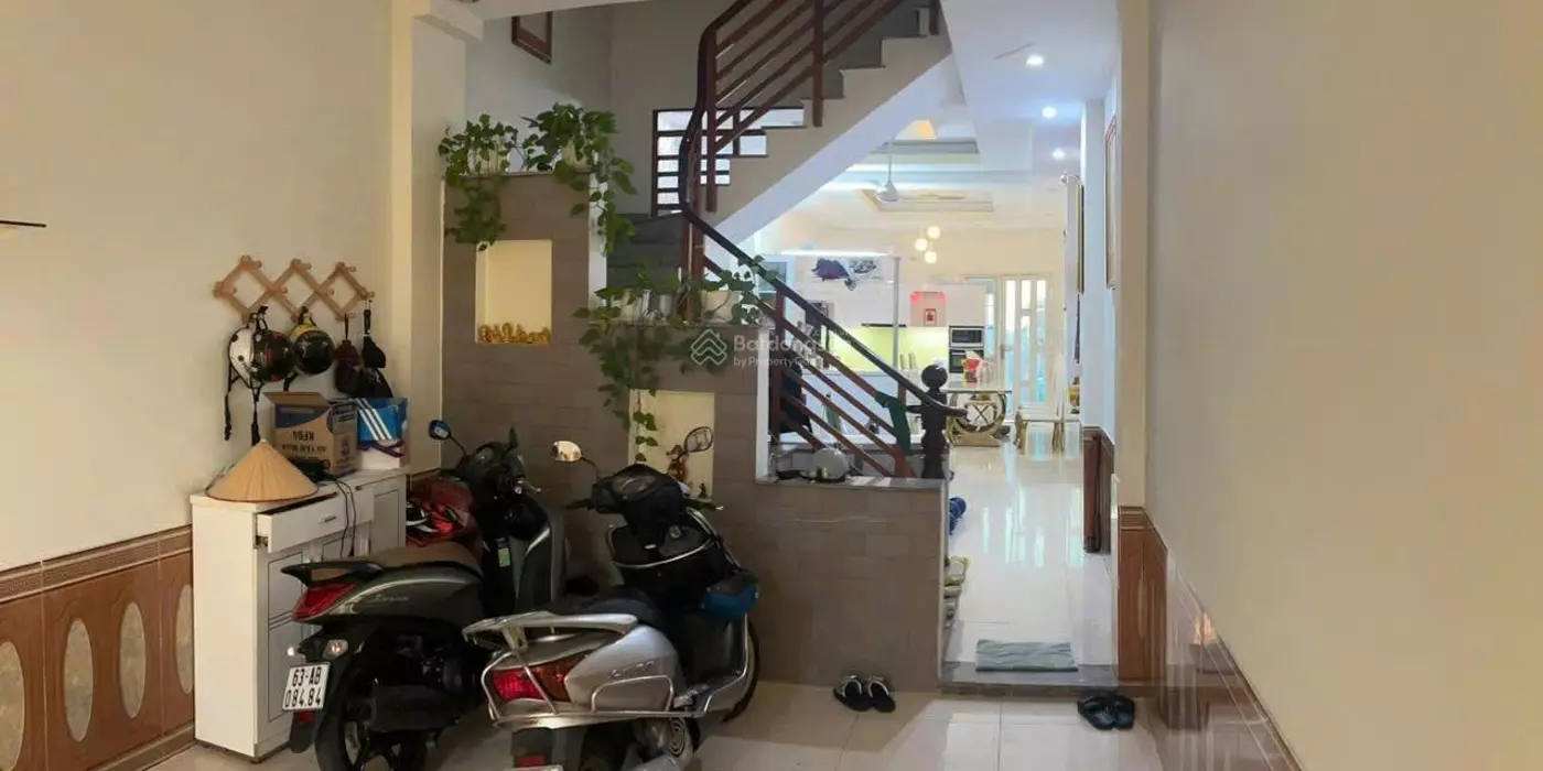 Tôi Chính chủ bán nhà Quang Trung, trung tâm quận Gò Vấp, nhà nở hậu, hẻm xe tải. Giá 9,05 tỷ