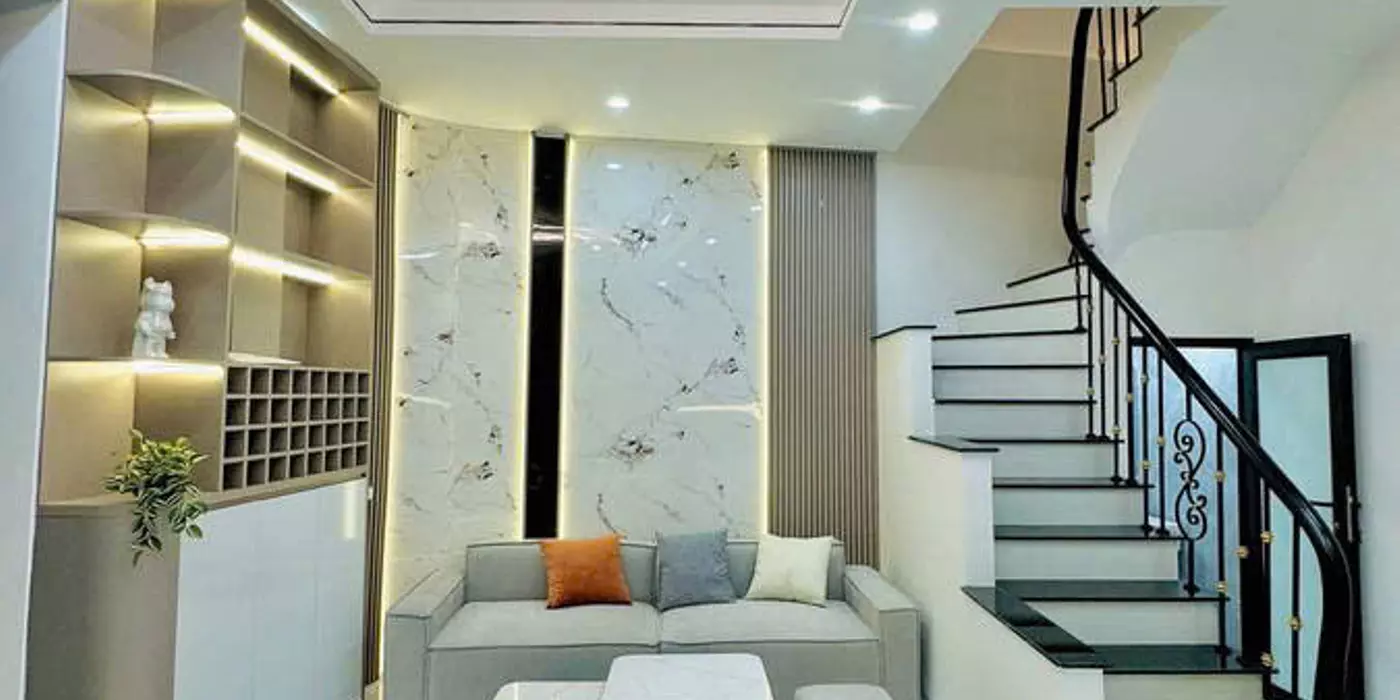 BÁN NHÀ QUẬN HAI BÀ TRƯNG NGÕ THÔNG KINH DOANH 2 MẶT TIỀN MẶT TIỀN RỘNG NHÀ ĐẸP GIÁ 7,8 TỶ