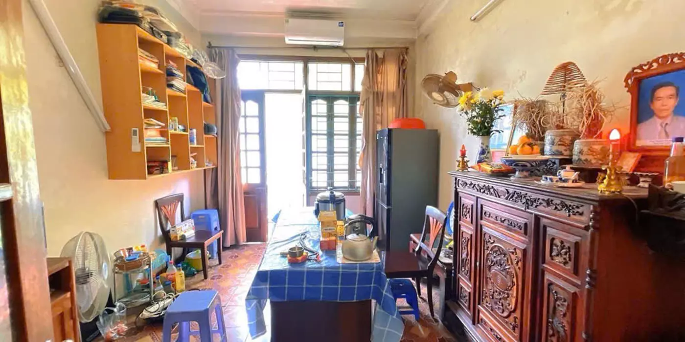 CĂN ĐẸP LÕN NÀ CỔ NHUẾ THÔNG SỐ VÀNG MẶT PHỐ 45MX5T ,Ô TÔ TRÁNH NHAU ,KD ĐỈNH GIÁ CHỈ 15,3 TỶ