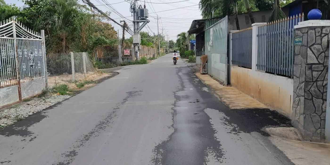 Bán đất xây biệt thự 300m  tại phường Hiệp Hòa . Tp Biên Hòa . Đồng Nai . 
có sẵn nhà cấp 4 .