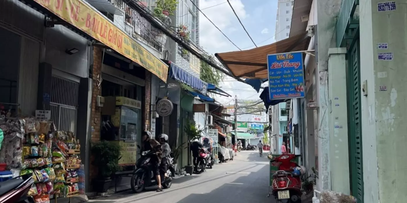 Bán nhà DT đất 50m2, Hẻm xe tải Đường Thoại Ngọc Hầu, Q. Tân Phú
