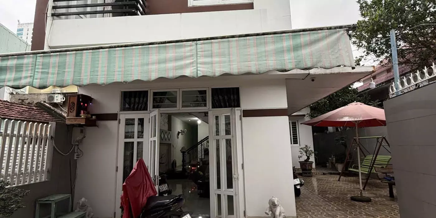 Gấp Bán - Bán nhà Phạm Cự Lượng diện tích khủng, nhà 2 tầng mới cứng giá chỉ 6.x tỷ.
