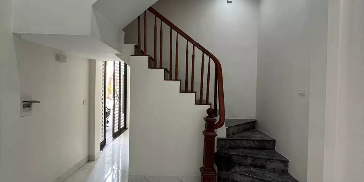 Bán nhà Vạn Phúc giá 7.7 tỷ, diện tích 30m2, 4 tầng, mặt tiền 8.5m