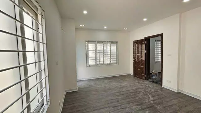Bán nhà riêng tại Hoàng Hoa Thám, 11.5 tỷ, 53m2, 5 tầng, 7PN, dòng tiền, Tây Hồ, Hà Nội