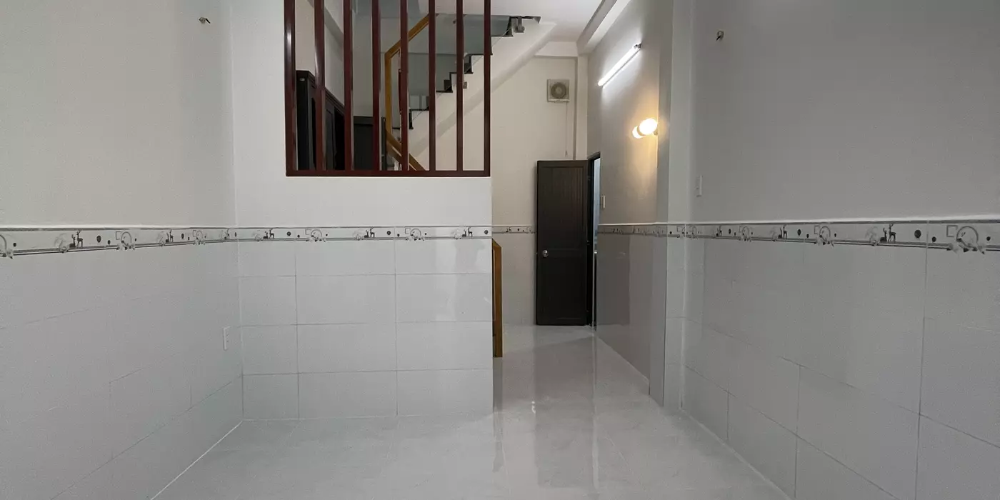 Cho thuê nhà mới xây Hẻm 23 HTB Q8