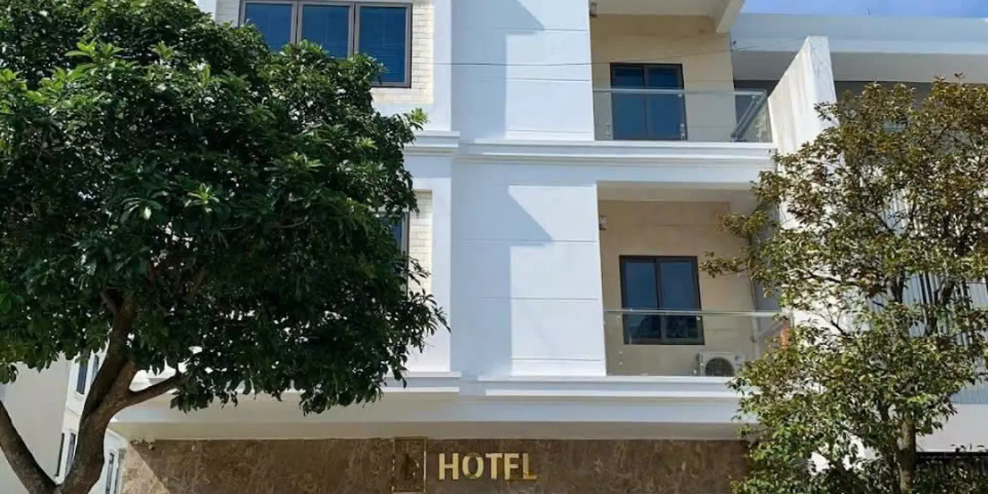 Bán Khách Sạn 5 tầng SIÊU ĐẸP tại Liên Bảo, Vĩnh Yên, Vĩnh Phúc 180m2, 18 Phòng VIP giá cực tốt