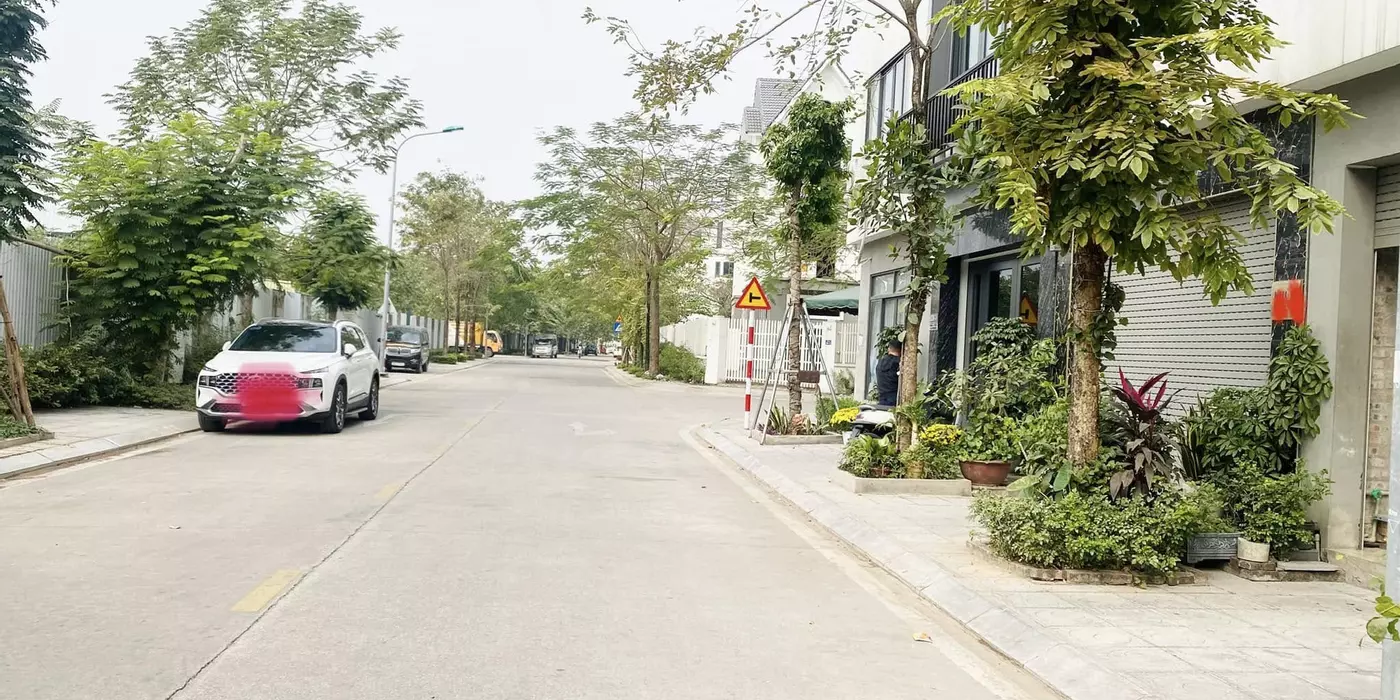 Định cư Úc cần bán LK nhô 17 tỷ 2 mặt THOÁNG - 3 Ô TÔ TRÁNH - 2 VỈA HÈ RỘNG  tại khu C Geleximco