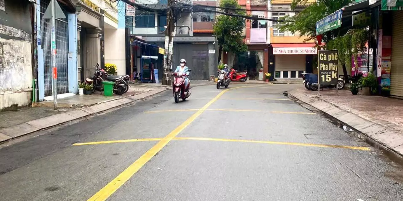 NHÀ TRỊNH ĐÌNH TRỌNG QUẬN TÂN PHÚ  4 X 11, HẺM ÔTÔ TRÁNH, NHỈNH 5 TỶ