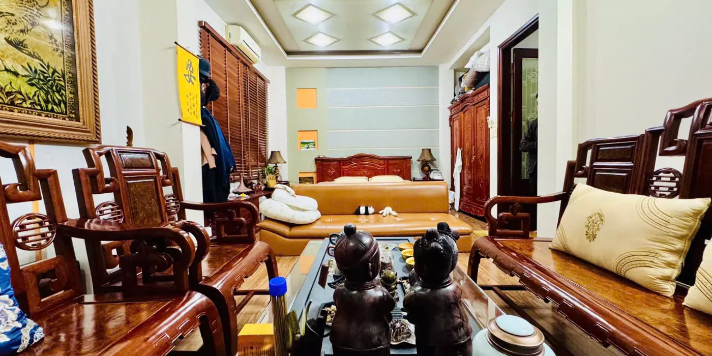 Bán nhà 5 tầng, 50m², Pháo Đài Láng, Đống Đa, 11.3 tỷ, sổ đỏ
Bán nhà 50m², 4PN, 4WC, Pháo Đài