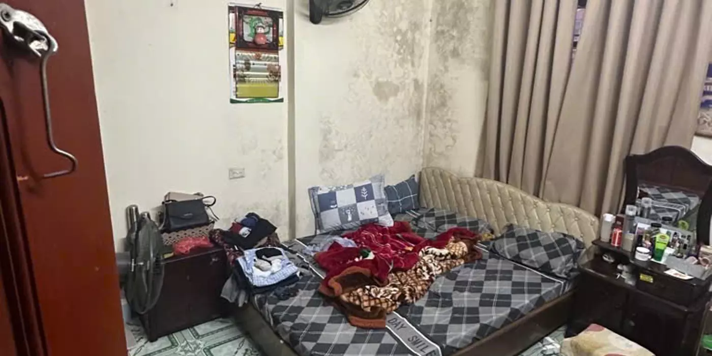 Bán 73m lĩnh nam tặng nhà ngõ thẳng tắp cách phố 30m hoàng mai