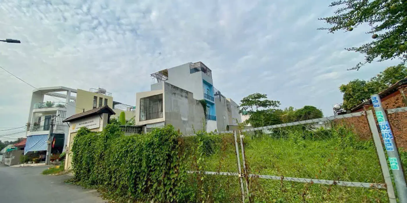 Lô đất MT 105m2, ngang 5m, ngay Vinhomes Nguyễn Xiển, GPXD 5 tầng, 5.2 tỷ