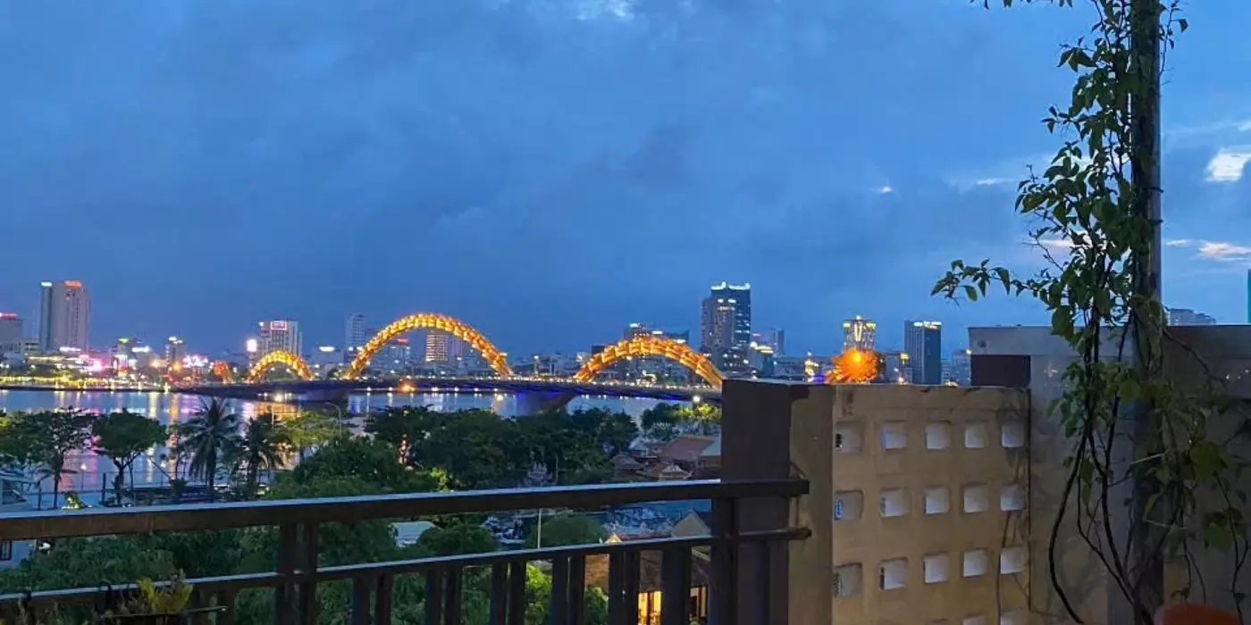 View trực diện cầu Rồng - Bán toà căn hộ đường Hà Thị Thân 6 tầng 111m2 giá nhỉnh 16 tỷ.
