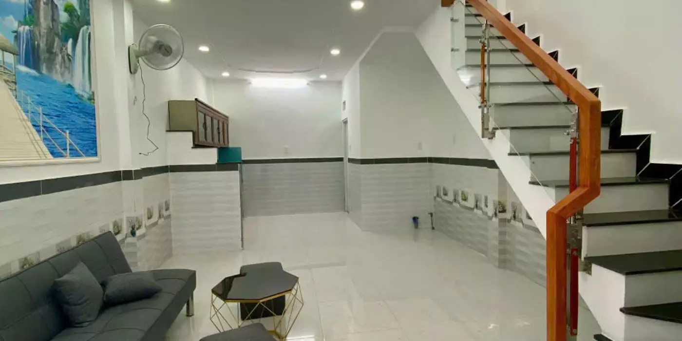 NHà Đẹp  Giá Rẻ 44m SHR Giá Chỉ 2 Tỷ 65 Hẻm Xe Hơi Hiệp Thành Quận 12 Sát Gò Vấp
