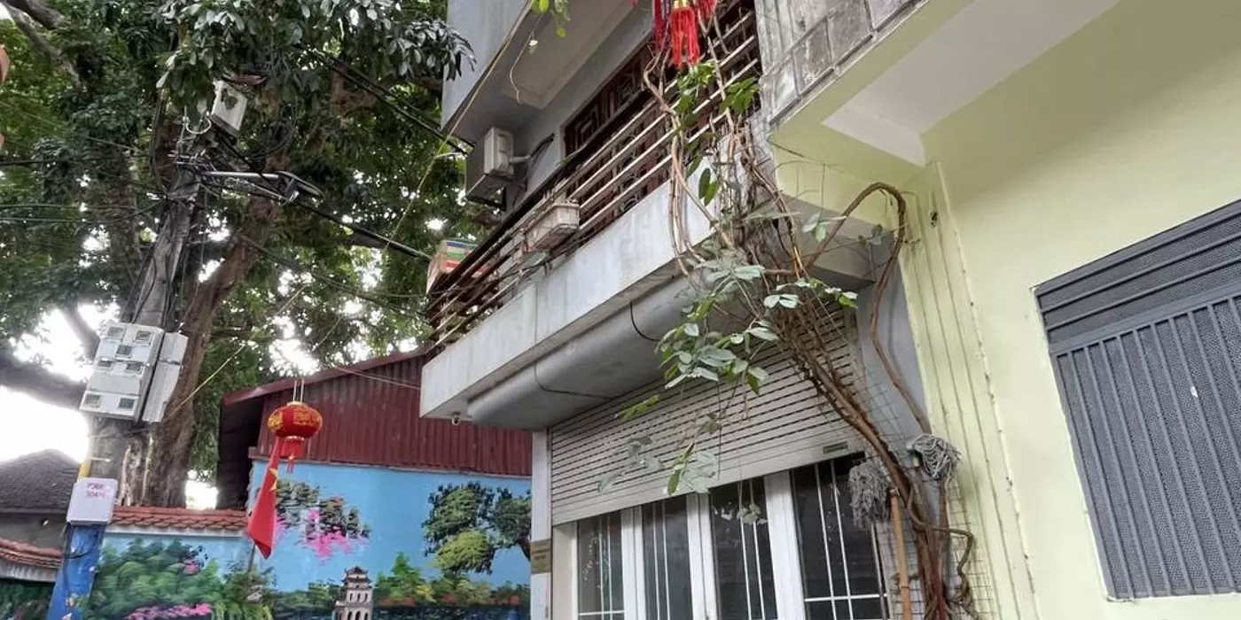 Bán nhà Xuân La giá 8 tỷ, diện tích 35m2, 5 tầng, mặt tiền 6m