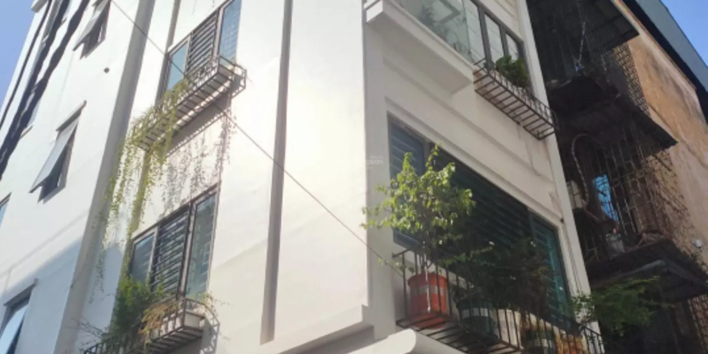 Bán nhà Phạm Văn Đồng, 65m2, 5tầng, phân lô, lô góc 3 mặt ngõ ôtô tránh - 19tỷ