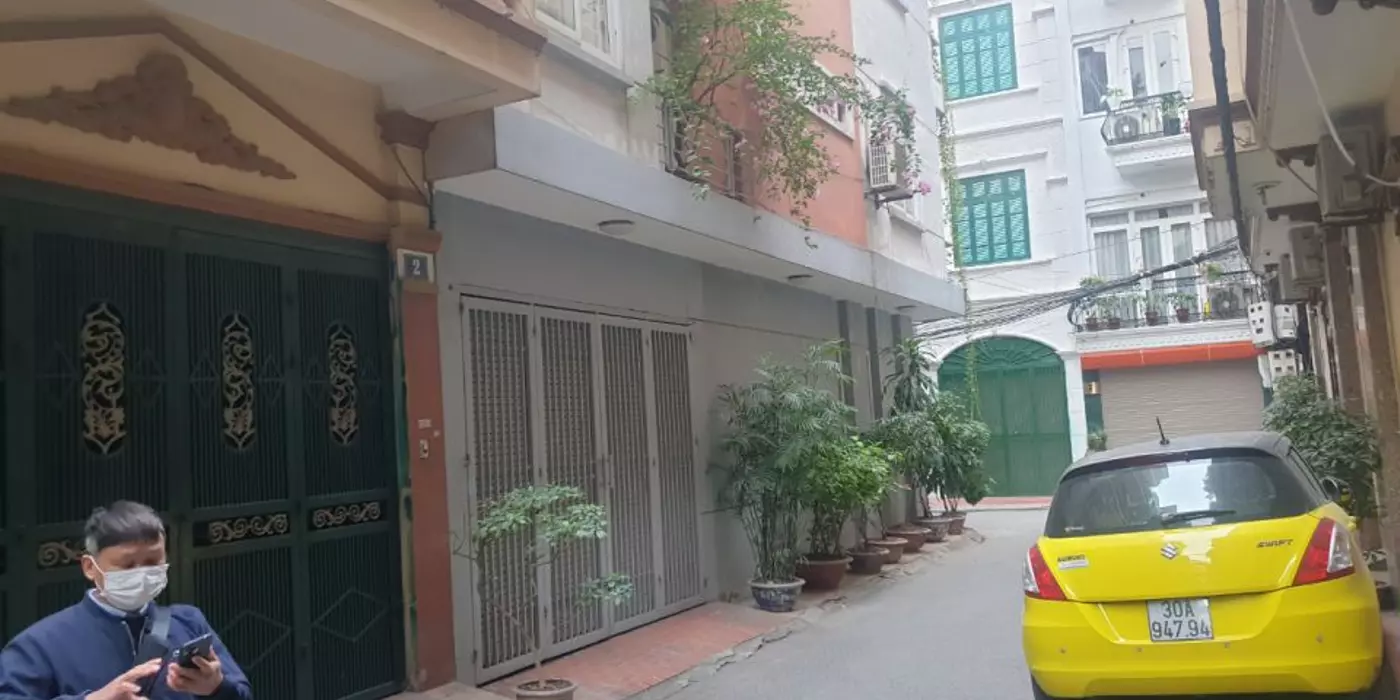 Bán nhà ngõ Thái Thịnh Láng Hạ 75 m2