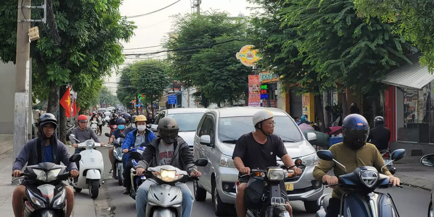 CHO THUÊ GẤP MẶT BẰNG KINH DOANH ĐẸP - NGUYỄN VĂN QUÁ, Q.12. 35 TR/ THÁNG