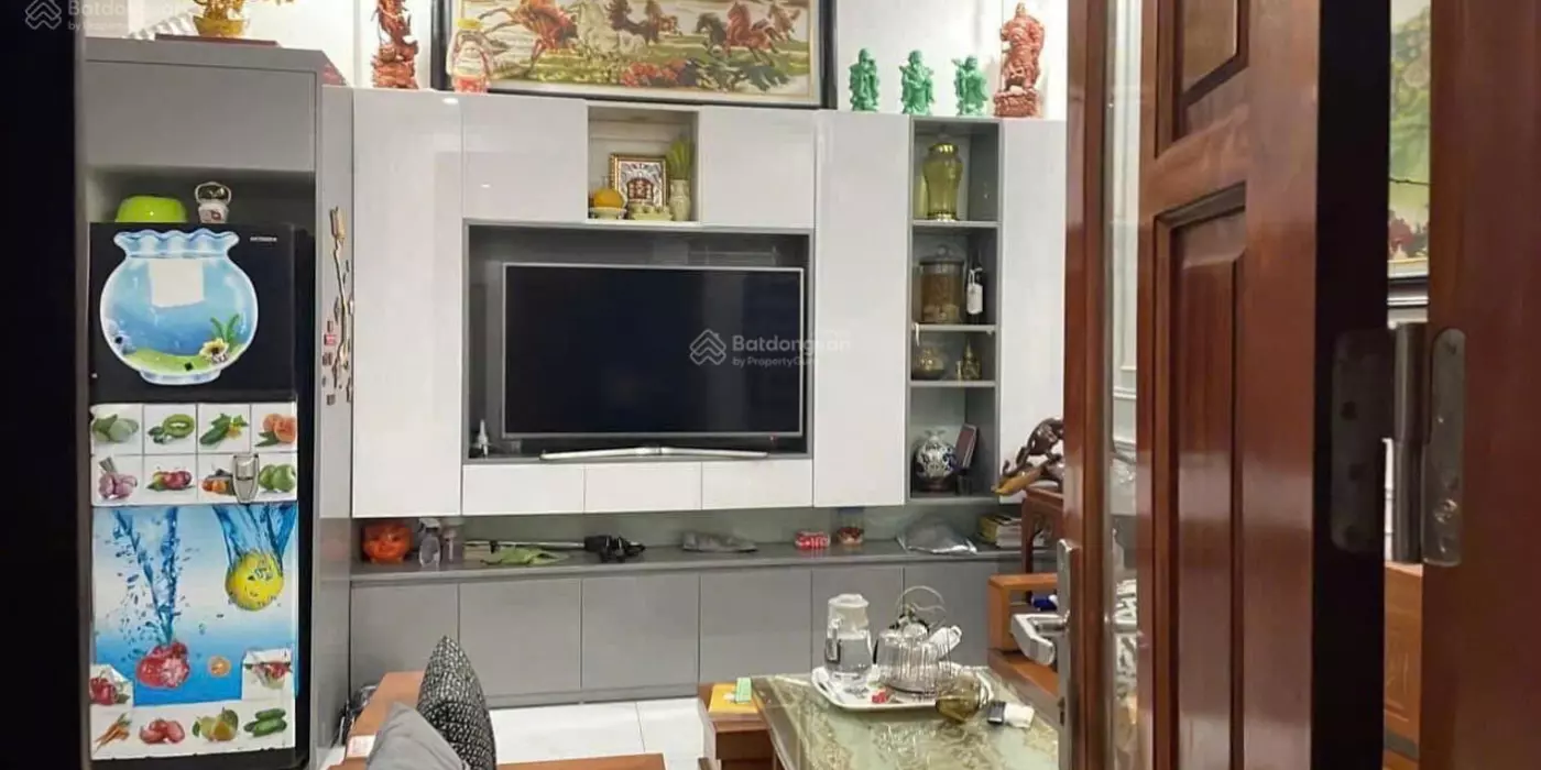 CẦN BÁN GẤP NHÀ CẦU DIỄN NHỈNH 5 TỶ - 5 TẦNG TẶNG FULL NỘI THẤT VÀI BƯỚC CHÂN RA PHỐ